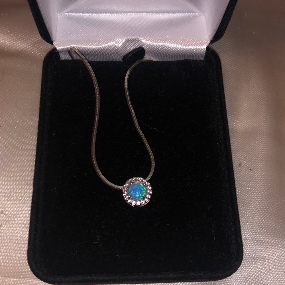 Super cute necklace from Kay.